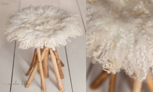 Image of Round Curly Felted Blanket - IVORY