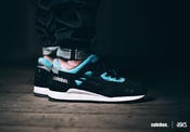 Image of SOLEBOX X ASICS GEL LYTE III – "Blue Carpenter Bee"