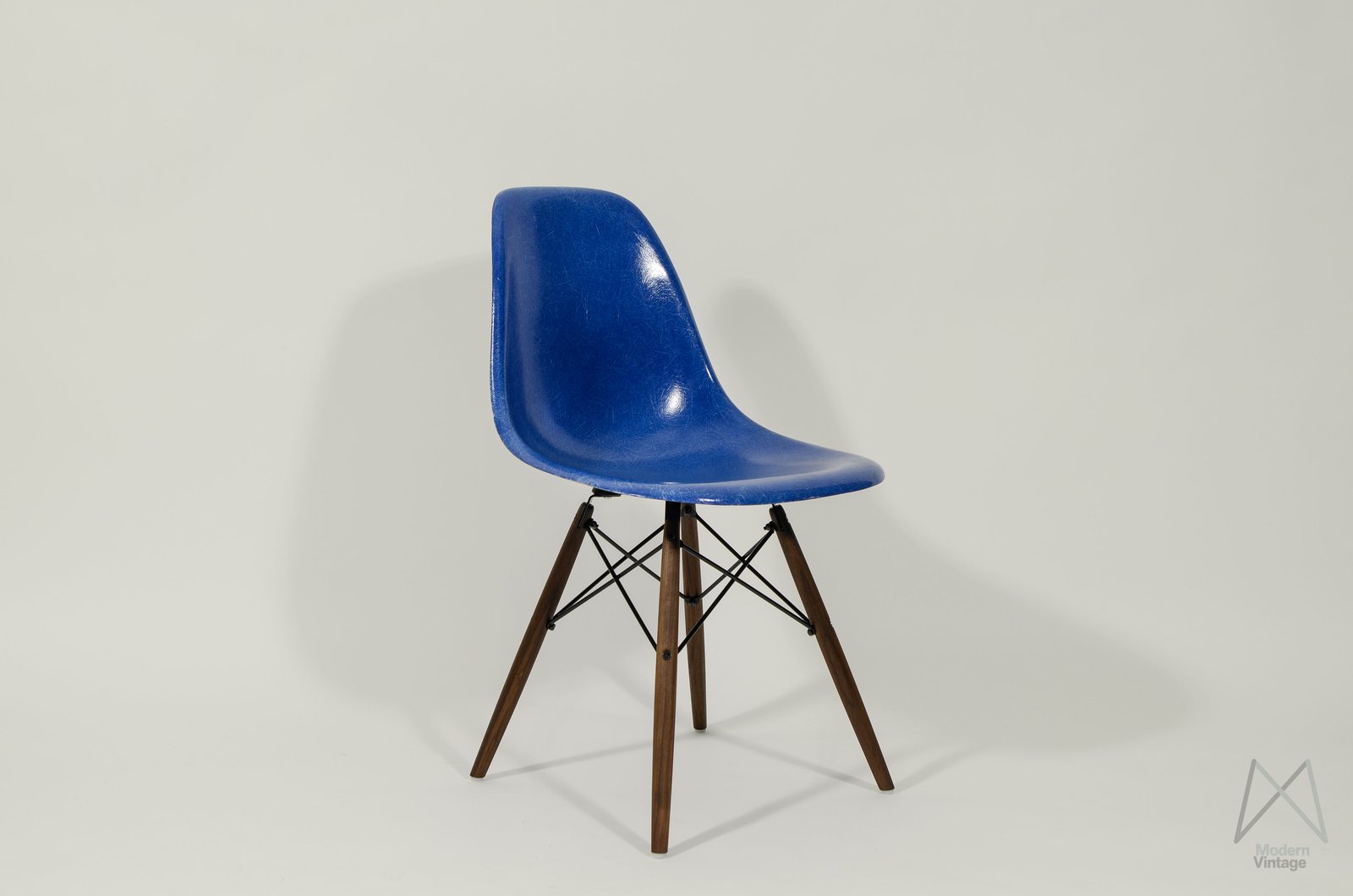 Modern Vintage Amsterdam Original Eames Furniture Eames Herman