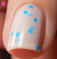 Image 4 of Blueberry Fizz