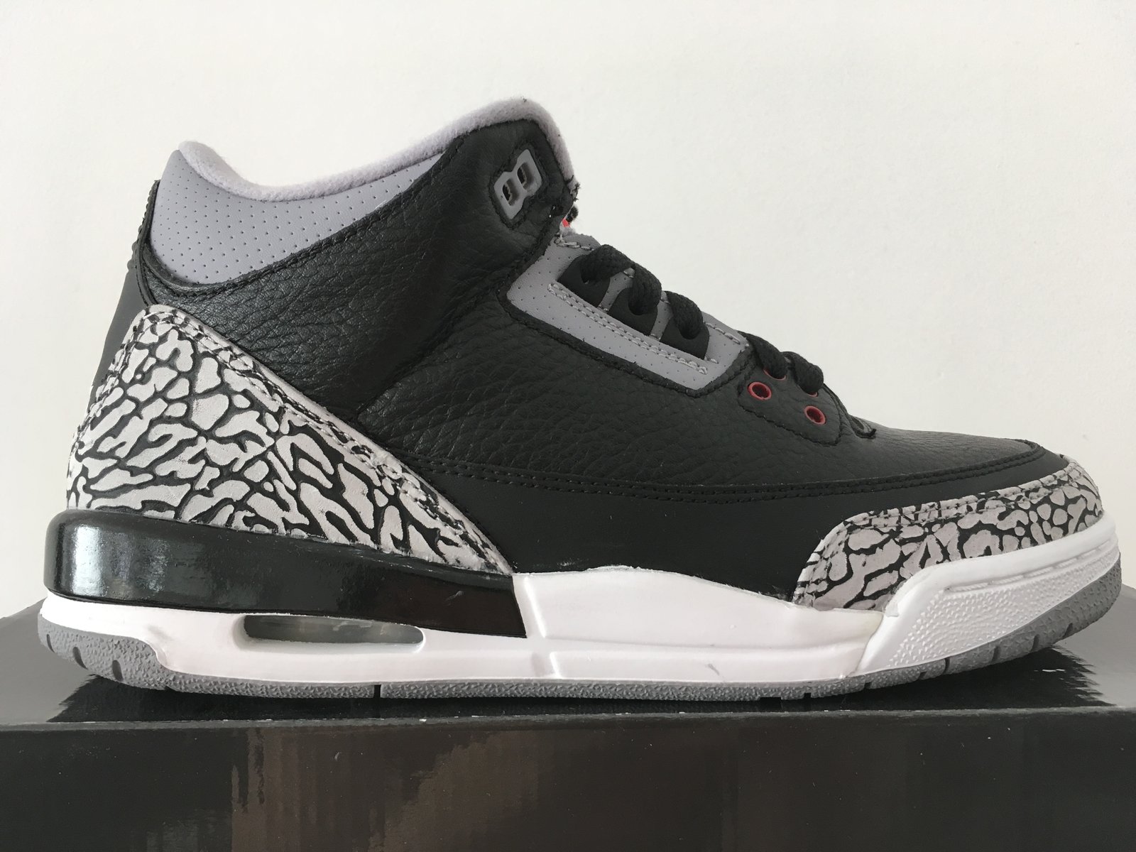 jordan 3 black cement gs