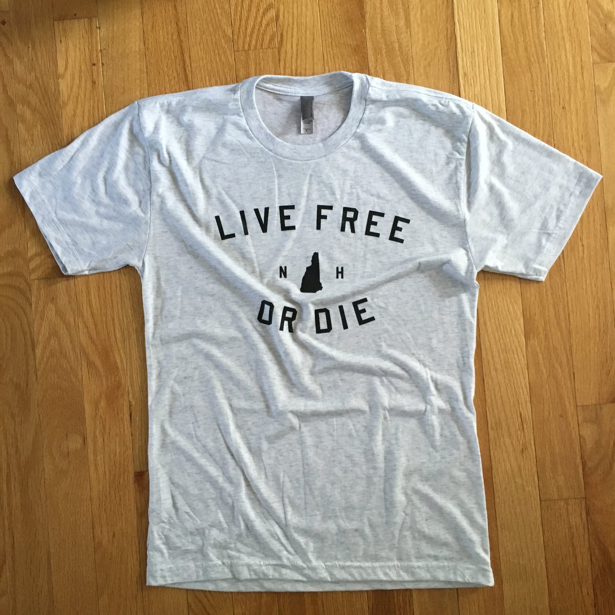 【DXTEEN】LIVE Tシャツ FREE クリーム DXTEEN 2026 ARENA LIVE Tシャツ FREE クリーム DXTEEN、初の単独