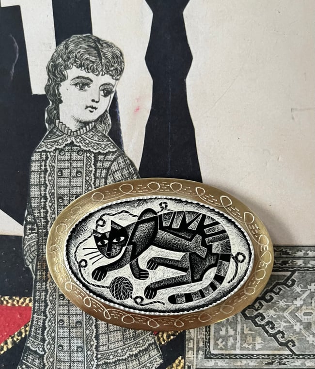 CONSTANT COMPANION BROOCH 