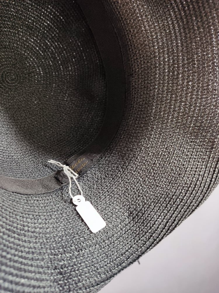 Image of Cappello diva nero modellabile