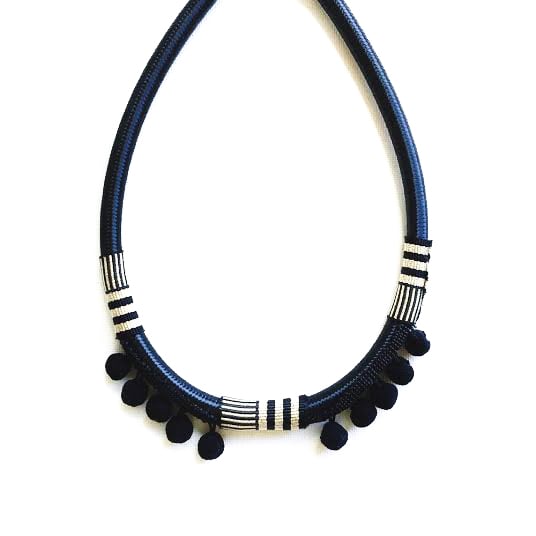 Image of Noir Oro textile necklace