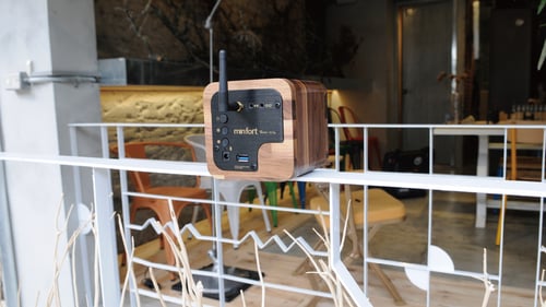 Image of Min622 portable bluetooth speaker-walnut