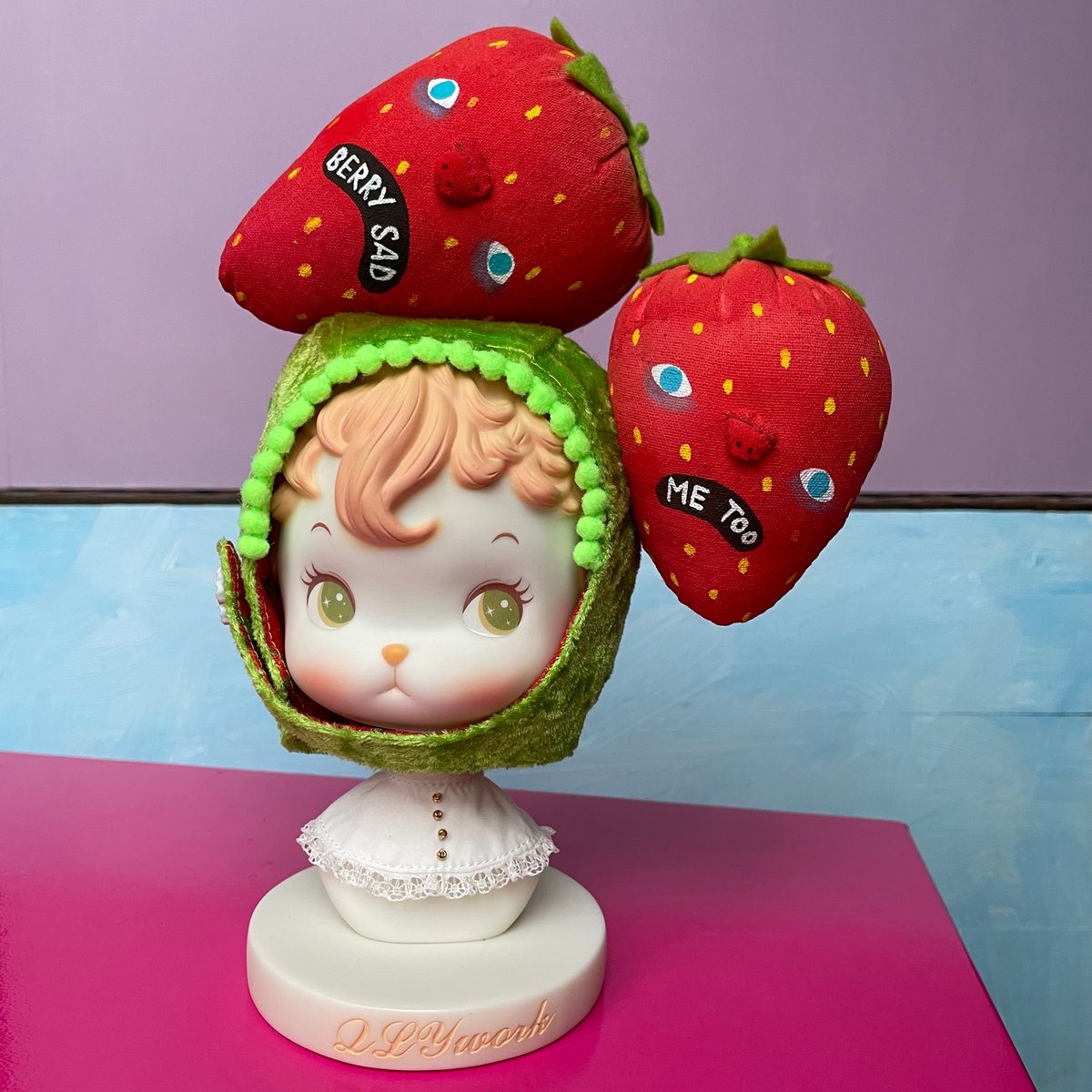 Image of Strawberry Hat for Blythe "Berry Sad"