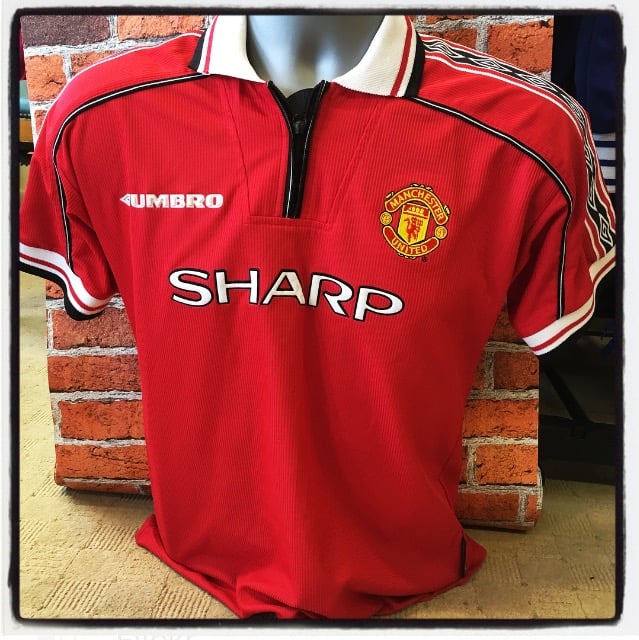 Image of MAN UNITED (1998-2000) TREBLE SHIRT