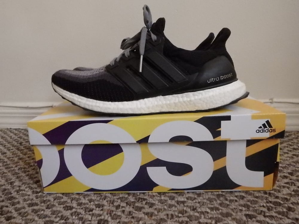 Image of Ultra Boost Gradient Black (Used) 