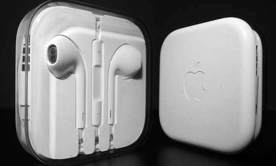 Image of Apple EarPods with Remote and Mic - PreOrder