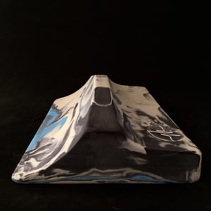 Image of Wired Ramps Quarter Ledge Edge (Dark Grey,Slime Yellow and Blue)