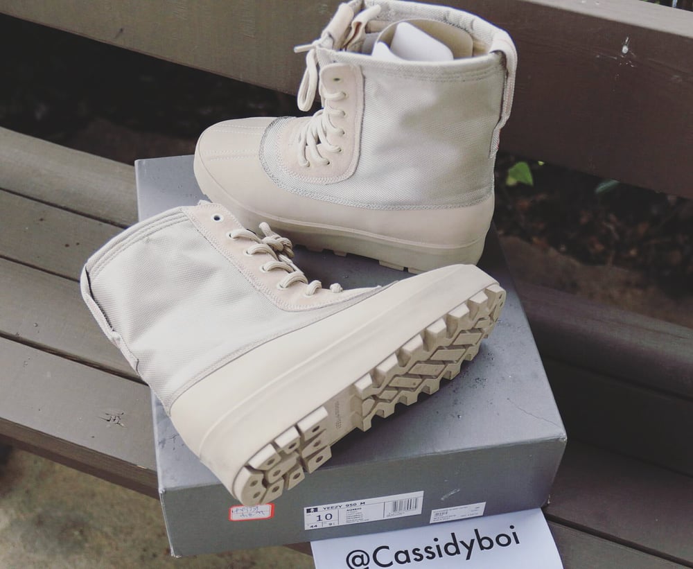 engagement forsendelse Grøn baggrund CA$$IXY — Yeezy Boost (950 Boots)