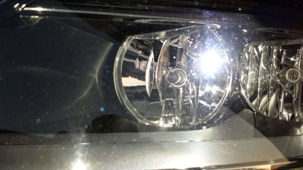 Volkswagen Passat B6 Headlight repair & upgrade kits HID xenon LED