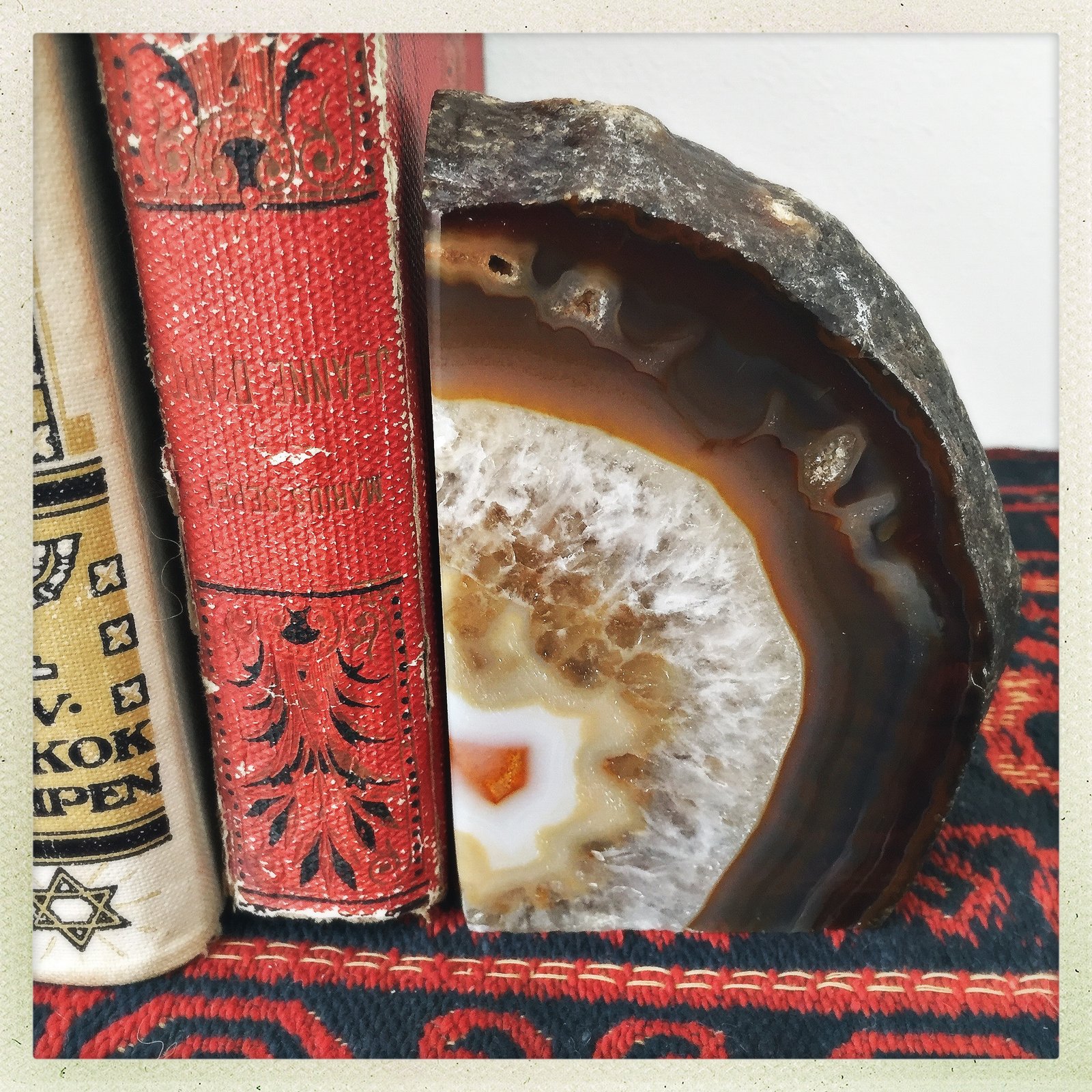 Red agate shop bookends