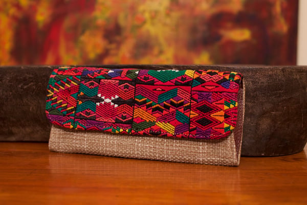 Image of Chic Clutch