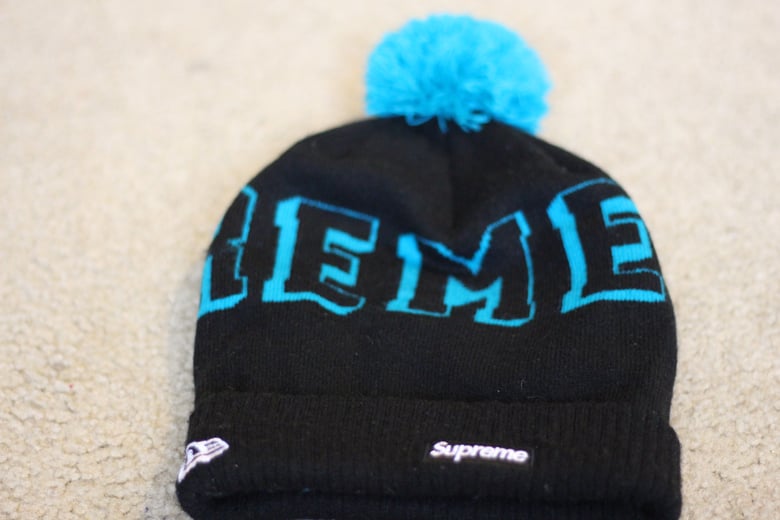 Image of Supreme New Era Beanie *Used*
