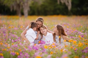 Image of Wildflower field mini sessions l