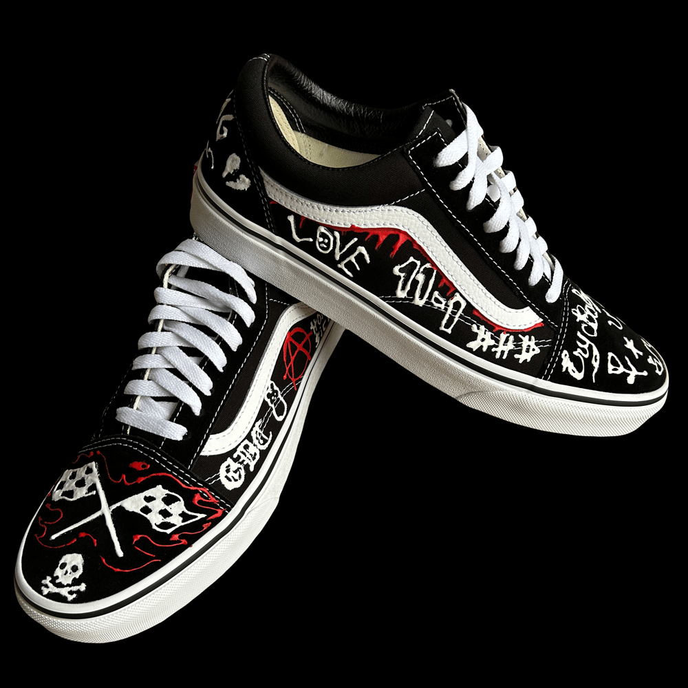 Image of PEEP VANS