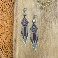 Image 2 of Aurelia fringe - Abalone