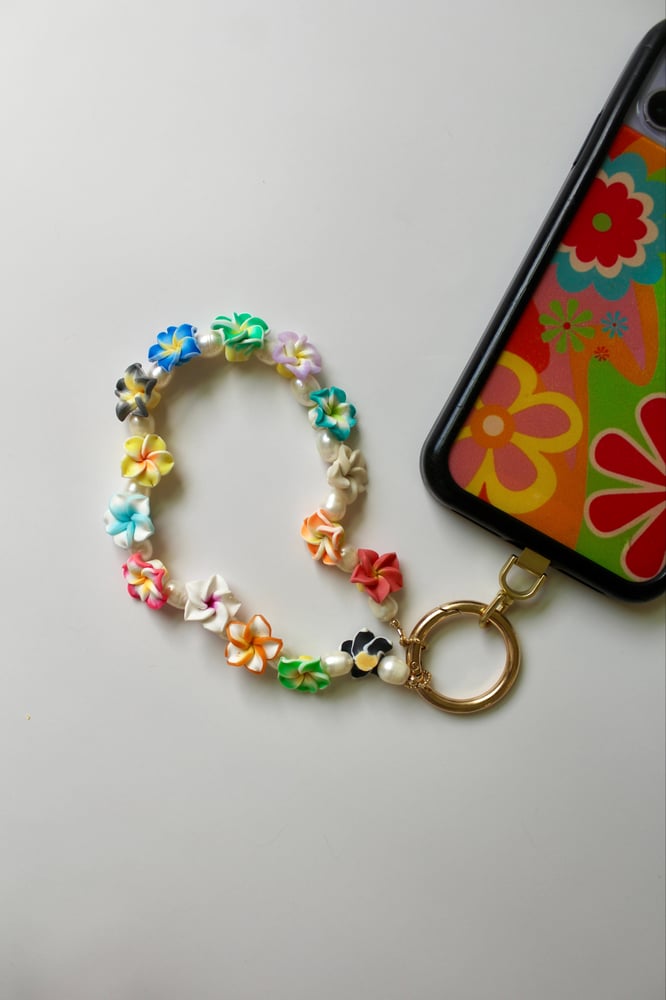 Image of Lei charm