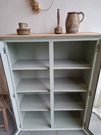 Image 4 of LA VITRINE ANCIENNE "VERT MOUSSON"