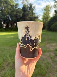 Image 7 of Cream and walnut cutter to go mug