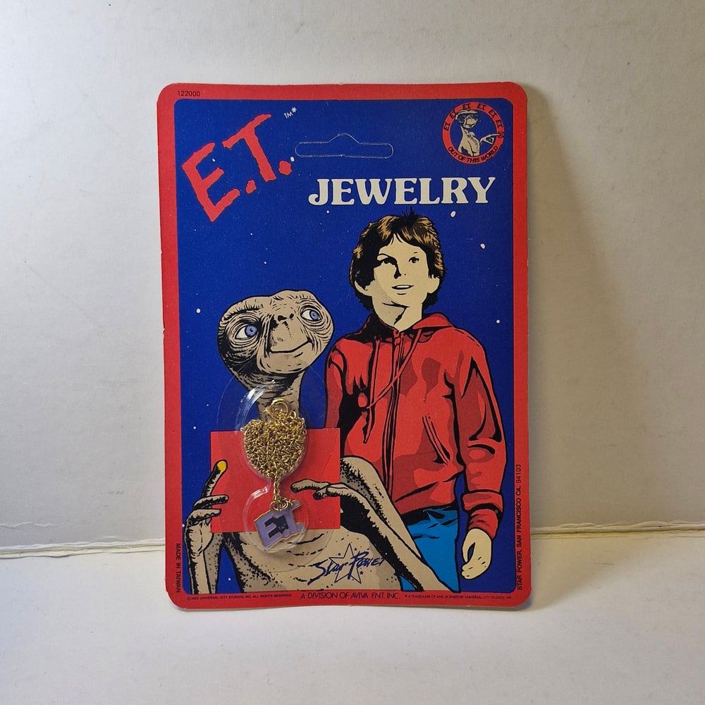Image of E.T. The Extra Terrestrial 1982 Vintage Jewelry Set Sealed Card