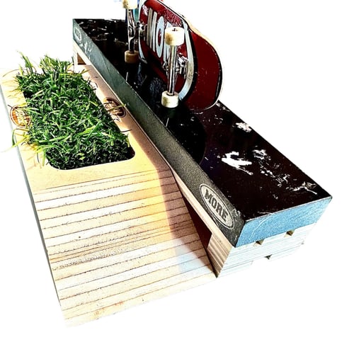 Image of More Fingerboard Wood & Marble Spot