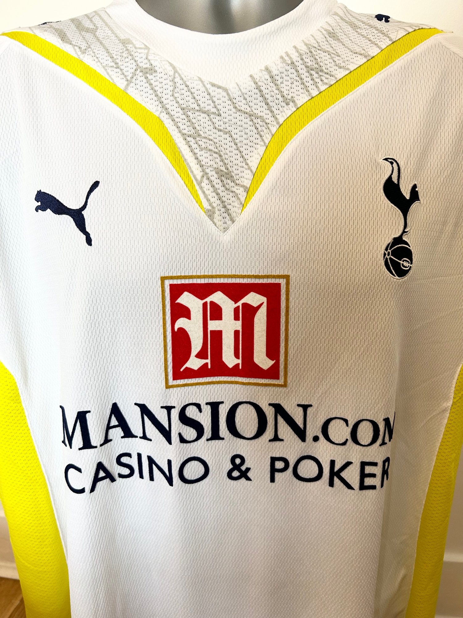 Image of Tottenham Hotspur “MODRIĆ 14” 2009/10 Home Shirt + PL patches