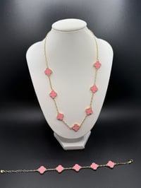 Image 3 of Clover Set Pink 