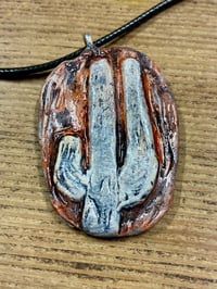 Image 1 of Pendy 1