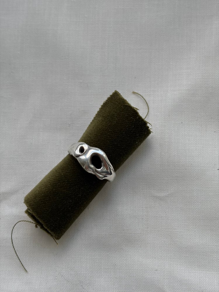 Image of THE MOLTON ONE