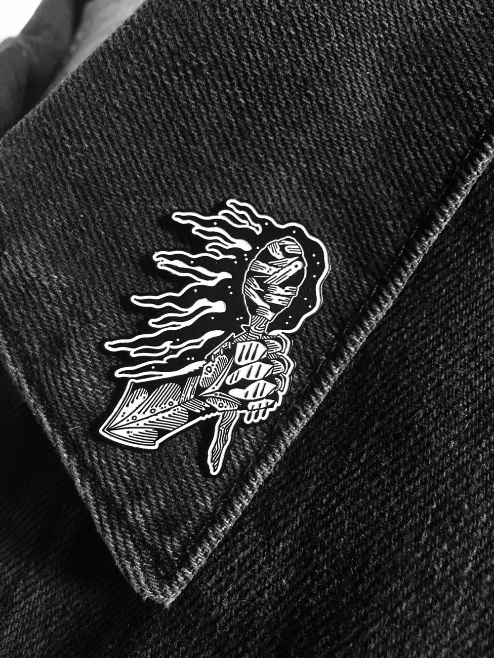 Image of Bridge Burner Gauntlet Pin