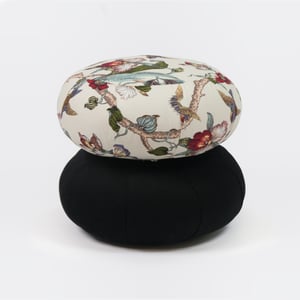 Image of Large Round Zafu Cushion – Plain