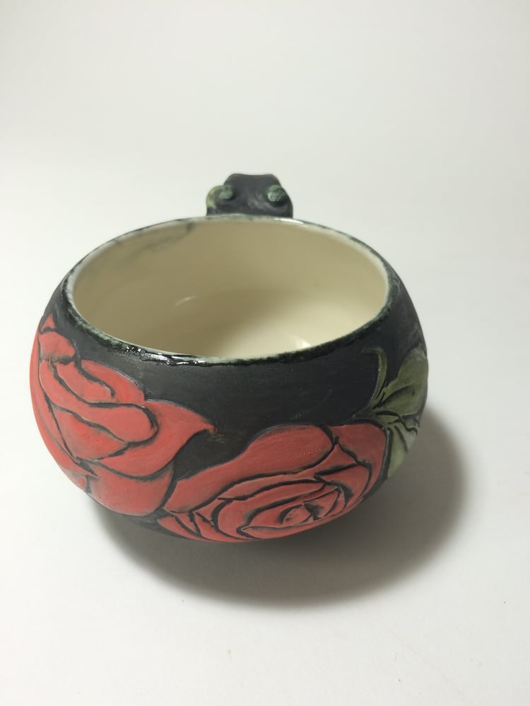 Image of Roses cup