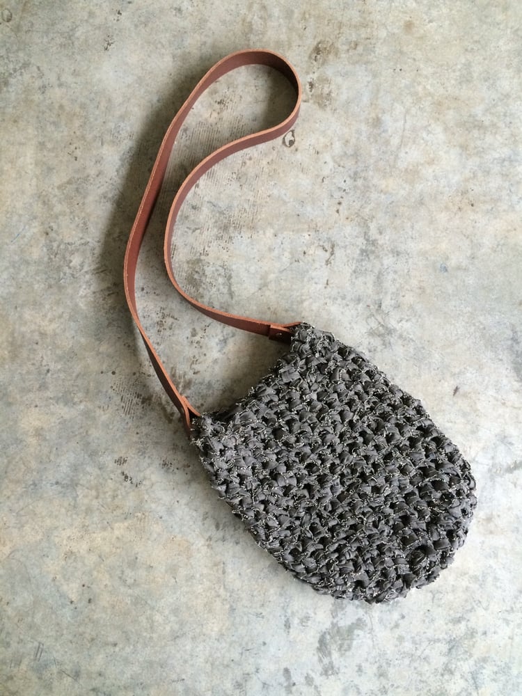 Image of Grey Linen Bag With Chunky Strap