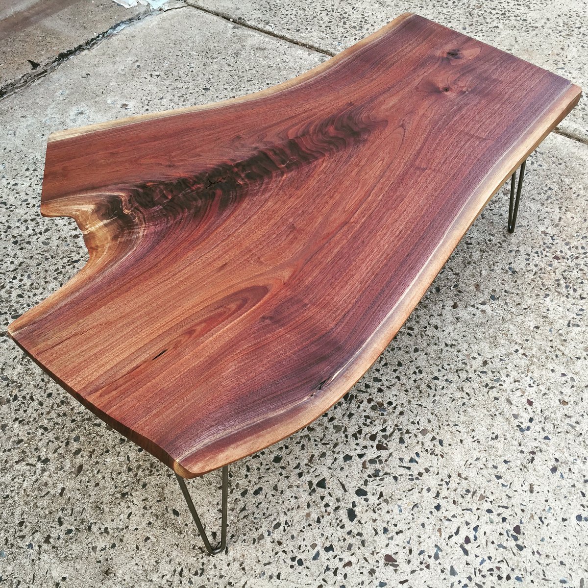 Black walnut coffee table / Commonwealth Woodcraft