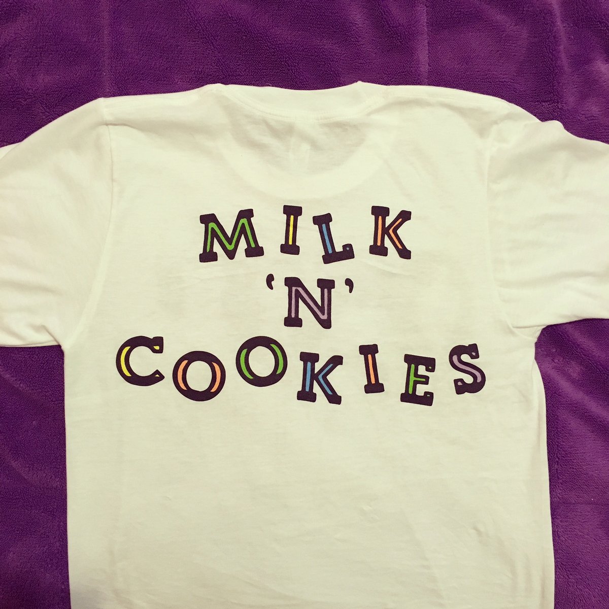 Milk 'N' Cookies t-shirt | Taffy Sinclair Prints