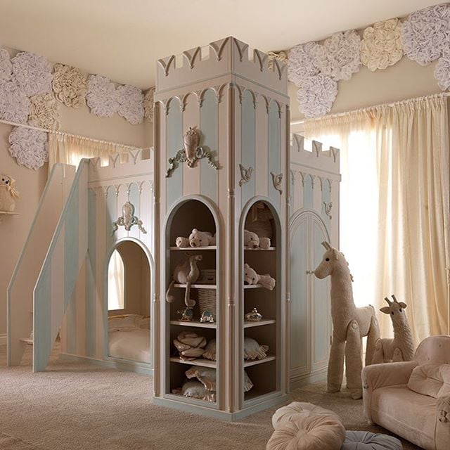 Princess castle clearance loft bed