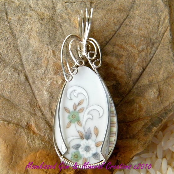 Image of China Sterling Silver Wirewrapped Pendant