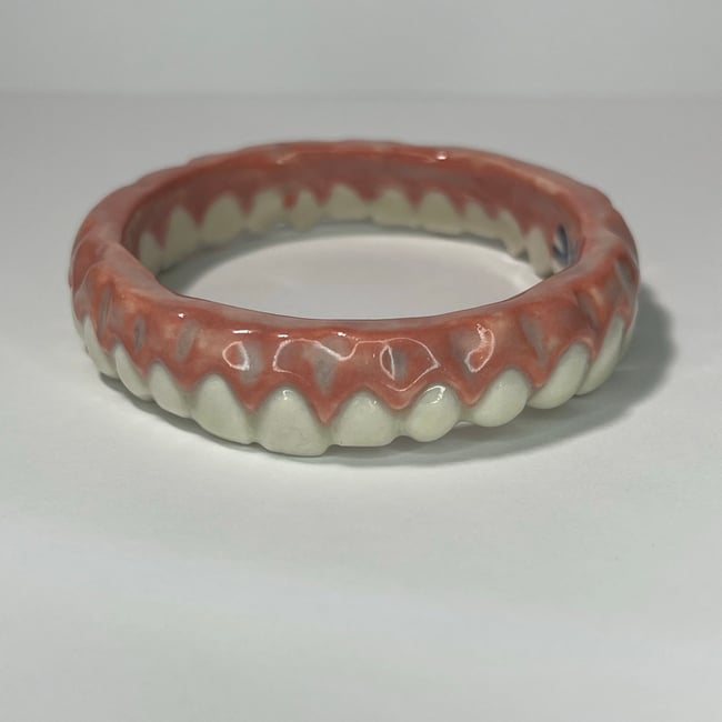 Teeth Bracelet O - 7 in Inner Circumference