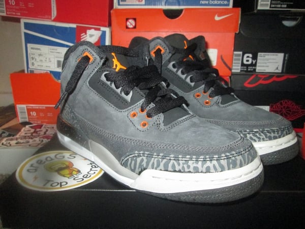 Air Jordan III (3) Retro QS "Fear" GS *PRE-OWNED* - areaGS - KIDS SIZE ONLY