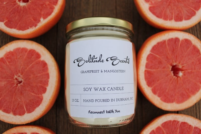 Image of 13 oz. Grapefruit & Mangosteen Soy Wax Candle