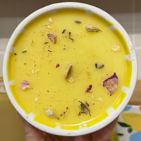 Image 2 of lemon poundcake or pink grapefruit scented candle