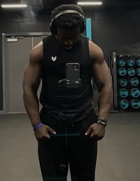 Image 6 of Essential Sleeveless Tee- Black 