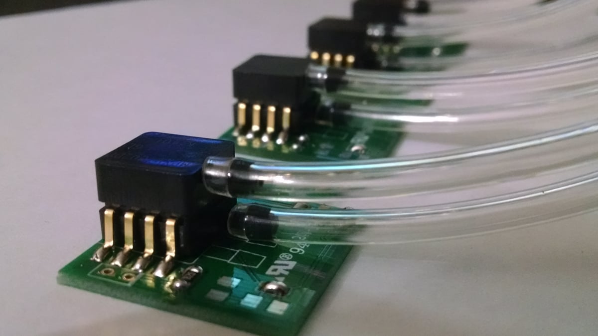 Image of Differential Pressure Sensor Breakout -2 to +2 kPa (-0.3 to +0.3 psi) 0.5 to 4.5 V Output