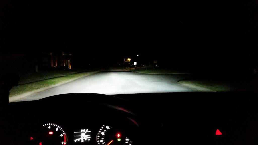 Image of HID Kit - FOG Slim Digital Ballast and High Power UV coated HID bulbs