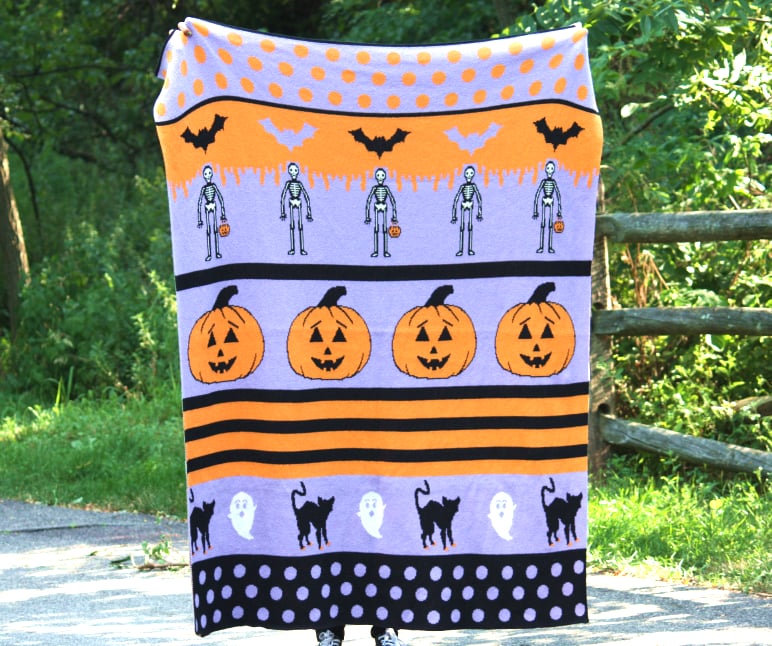 Halloween Fun Blanket / Ghoulish Threads