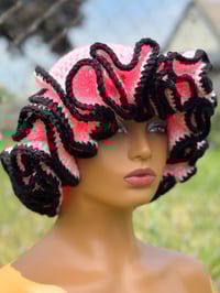 Image 4 of Pink & Black