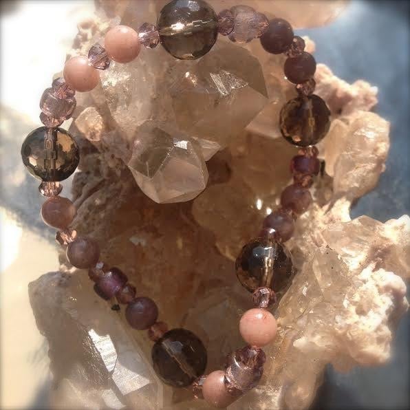 Image of Smokey Quartz, Pink Quartz, Pink Quartzite